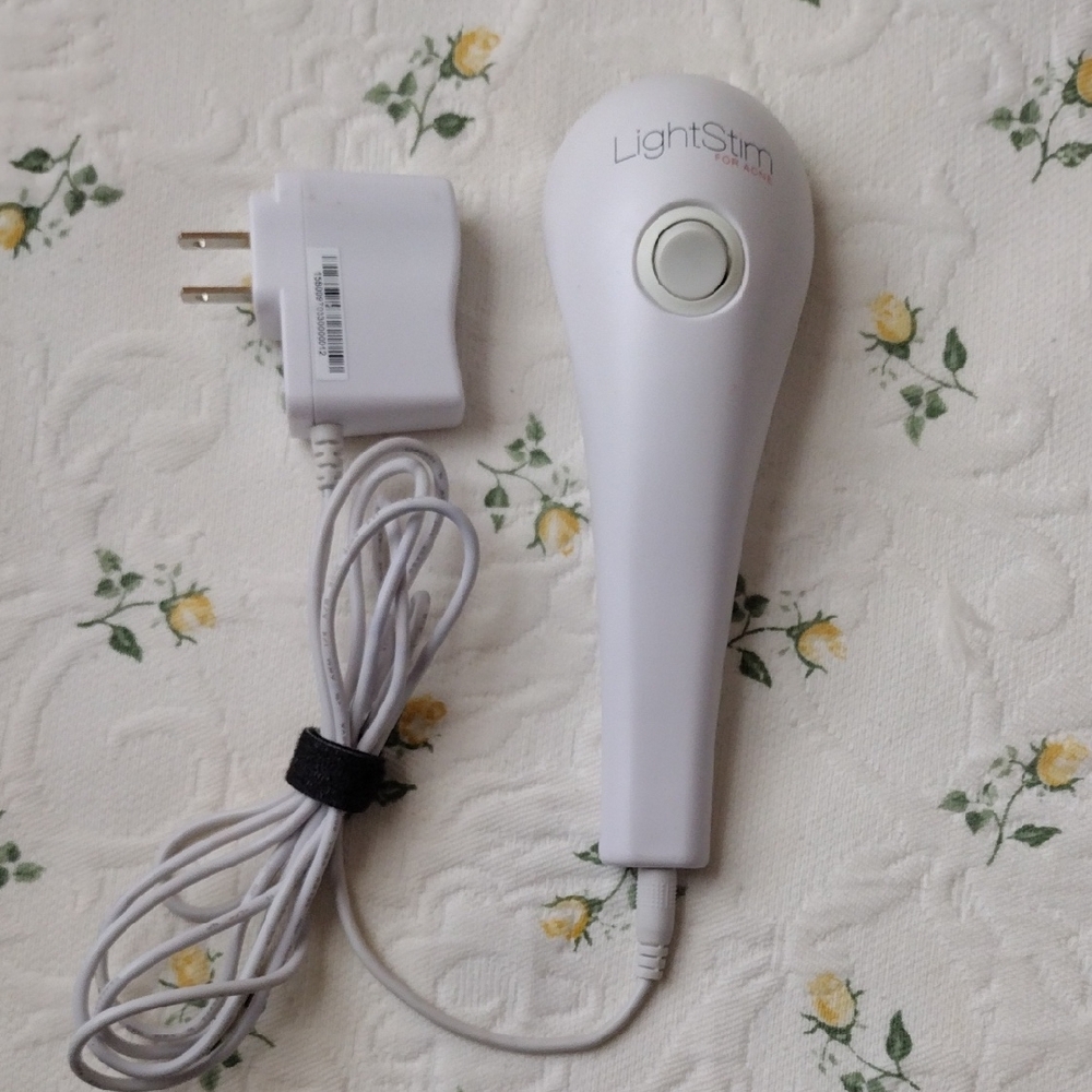 LightStim for acne White LED Therapy Device
